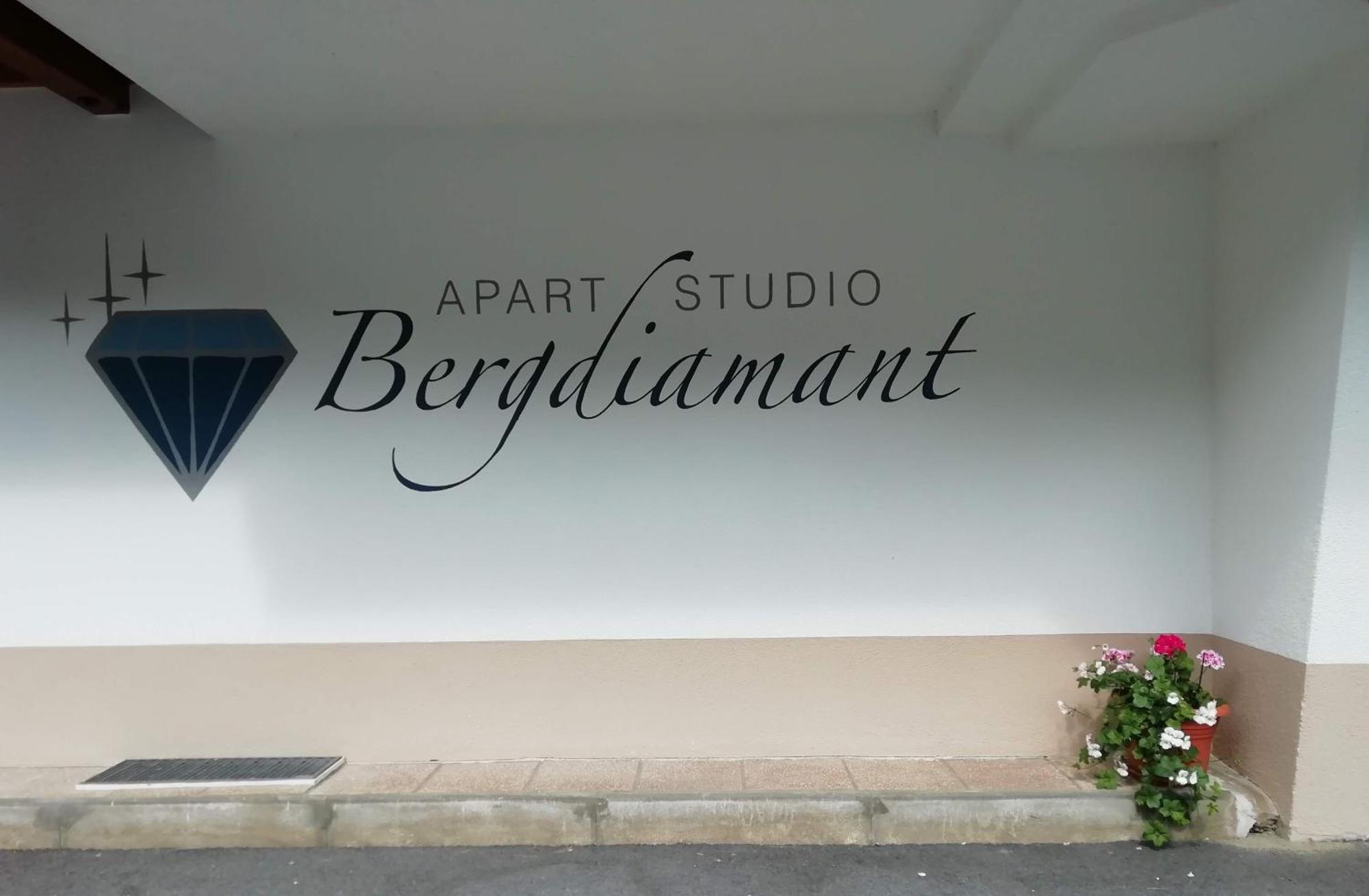 Apart Studio Bergdiamant Piosmes Exterior photo